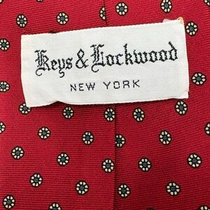 Vintage Keys & Lockwood Red Patterned Tie
